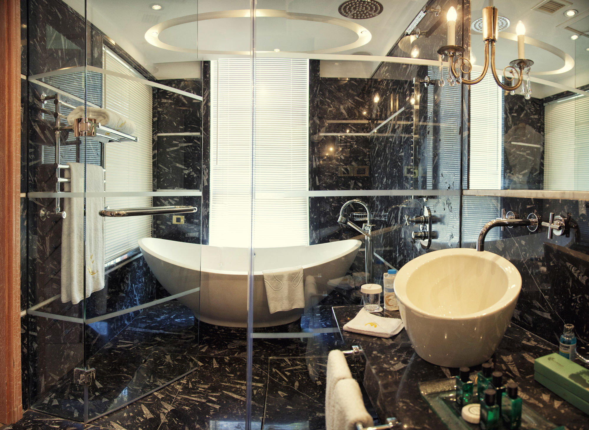Hotel Les Ottomans - Boutique Class Istanbul Exteriör bild